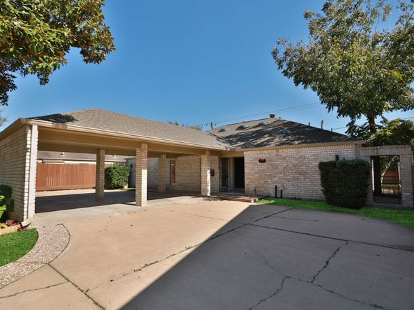 2619 Briarpark Drive, Houston TX 77042