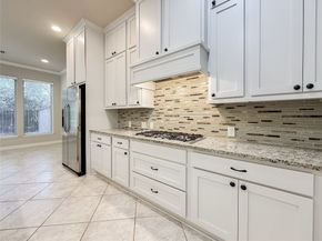 23 Jonquil Place, Tomball TX 77375