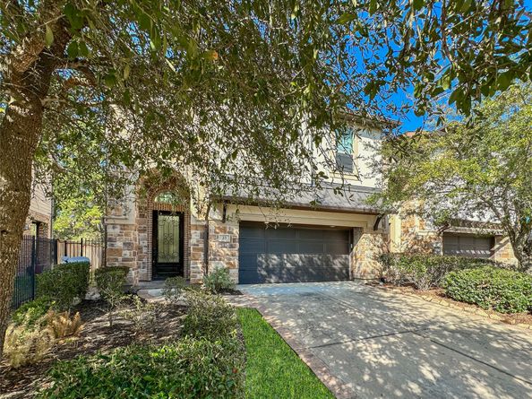 23 Jonquil Place, Tomball TX 77375