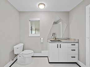 5603 Grape Street, Houston TX 77096