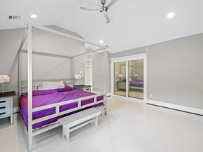 5603 Grape Street, Houston TX 77096