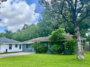 2306 Hialeah Drive, Houston TX 77018