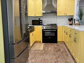 2306 Hialeah Drive, Houston TX 77018