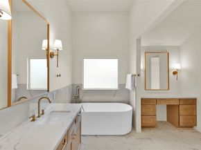 20 Buttonbush Ct, The Woodlands TX 77380