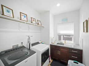 4402 Mckinley Street B, Houston TX 77051