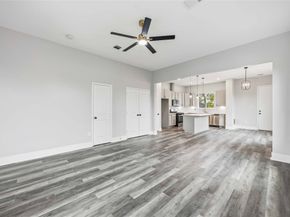 2207 Des Chaumes Street, Houston TX 77026