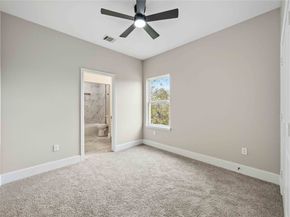 2207 Des Chaumes Street, Houston TX 77026