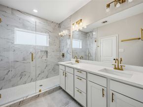 2207 Des Chaumes Street, Houston TX 77026