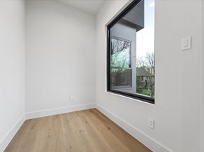 2102 Tangley Street, Houston TX 77005