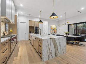 2102 Tangley Street, Houston TX 77005