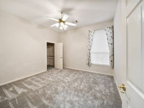 27 E Bellmeade Place, The Woodlands TX 77382