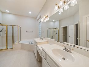 27 E Bellmeade Place, The Woodlands TX 77382