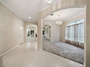 27 E Bellmeade Place, The Woodlands TX 77382