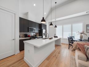 1218 W 24th Street D, Houston TX 77008