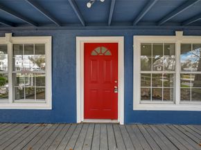 915 W Lewis Street, Conroe TX 77301