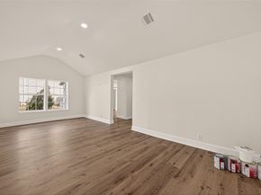 915 W Lewis Street, Conroe TX 77301