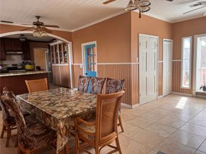 809 W Semands, Conroe TX 77301