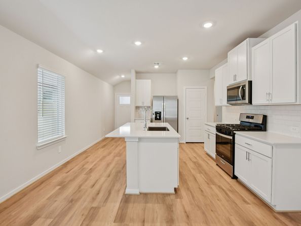 29227 Farmhouse Estates Drive, Waller TX 77484