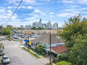 815 Quitman Street, Houston TX 77009