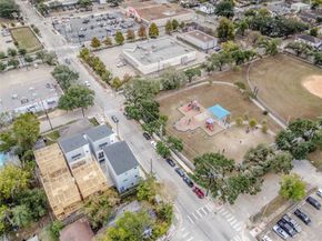 815 Quitman Street, Houston TX 77009