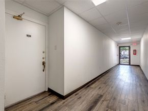 3005 Walnut Bend Lane 12, Houston TX 77042