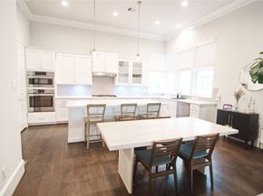 3310 Timbergrove Oak, Houston TX 77008