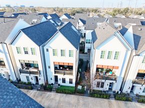 3310 Timbergrove Oak, Houston TX 77008