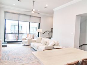 3310 Timbergrove Oak, Houston TX 77008