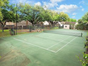 13901 Hollowgreen Drive, Houston TX 77082