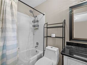 13901 Hollowgreen Drive, Houston TX 77082