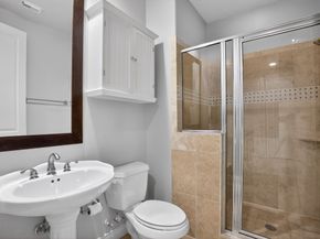 5719 Darling Street, Houston TX 77007