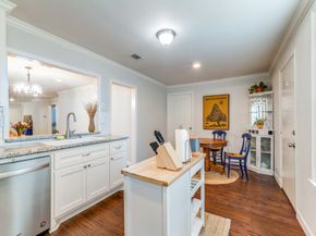 5110 Cochran Street, Houston TX 77009
