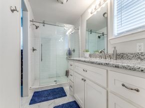 5110 Cochran Street, Houston TX 77009