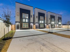 9821 Turnbow Street AB, Houston TX 77029