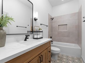 9821 Turnbow Street AB, Houston TX 77029