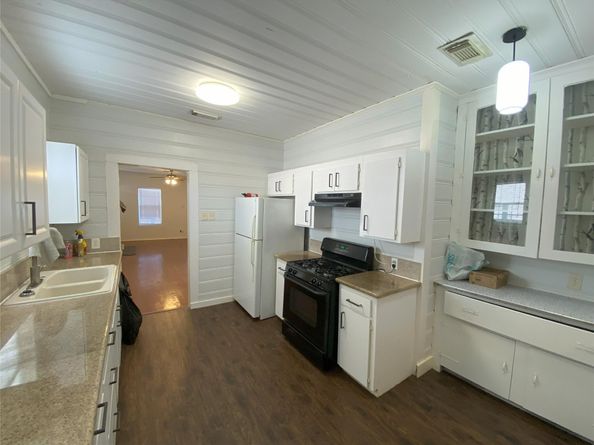 1310 Gustav Street, Houston TX 77023