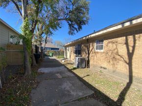 1310 Gustav Street, Houston TX 77023