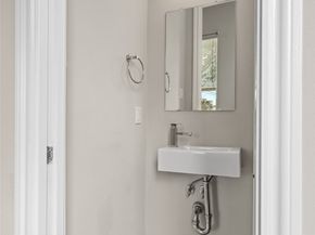 5610 Patrick Street L, Houston TX 77076