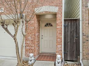 8715 Meadowcroft Drive 1102, Houston TX 77063