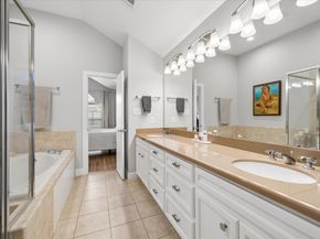 8715 Meadowcroft Drive 1102, Houston TX 77063