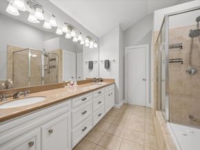 8715 Meadowcroft Drive 1102, Houston TX 77063