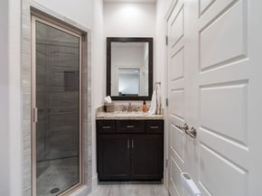 3911 McDuffie Street, Houston TX 77098