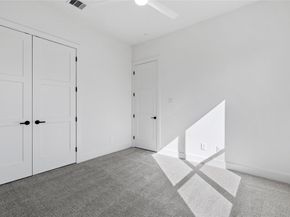 1421 E 36th Street, Houston TX 77022