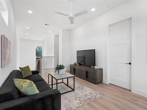 1421 E 36th Street, Houston TX 77022