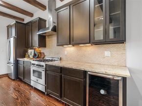 2601 Bevis Street E, Houston TX 77008