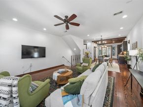 2601 Bevis Street E, Houston TX 77008