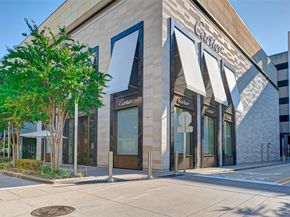 2047 Westcreek PH Lane 1701, Houston TX 77027
