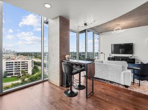 5925 Almeda Road 11107, Houston TX 77004