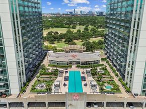 5925 Almeda Road 11107, Houston TX 77004