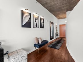 5925 Almeda Road 11107, Houston TX 77004